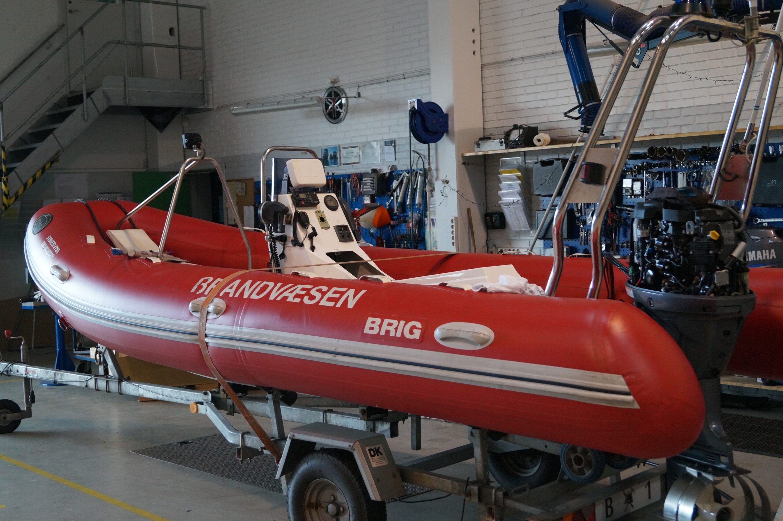 Serviceing a fire rescue boat