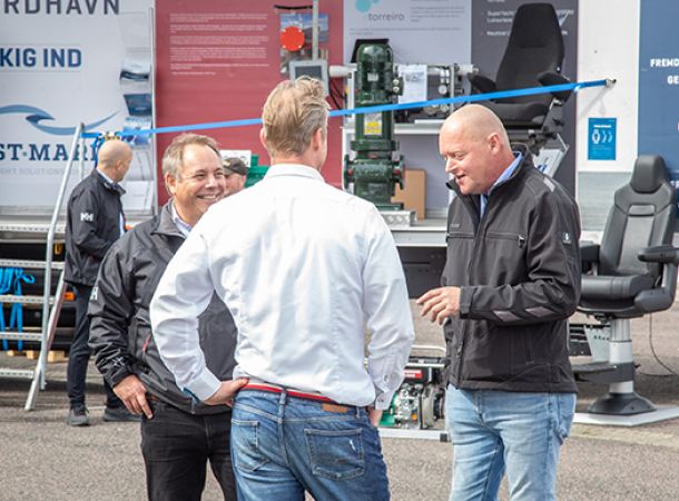 roadshow west-marine