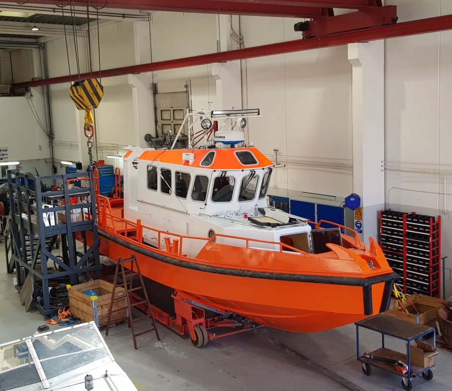 esvagt båd west-marine