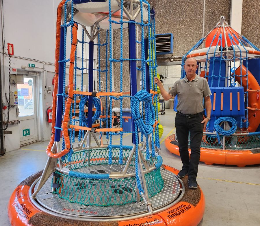 safe transfer basket keld moesgaard