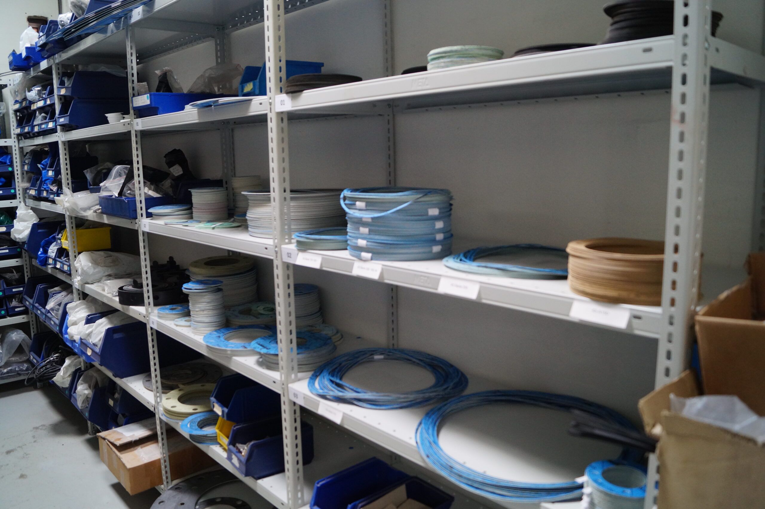 Large selection of gaskets