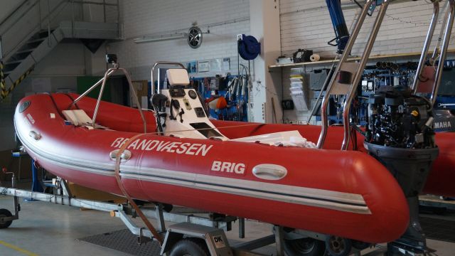 Service på en FOB båd på værkstedet i Esbjerg