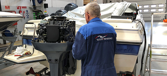 Repair of a boat engine in Esbjerg