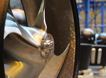 ZF thruster og azimuth